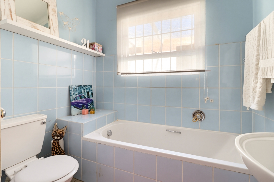 3 Bedroom Property for Sale in Olive Grove Western Cape